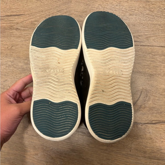 Vessie cityscape in Black - Picture 5 of 6